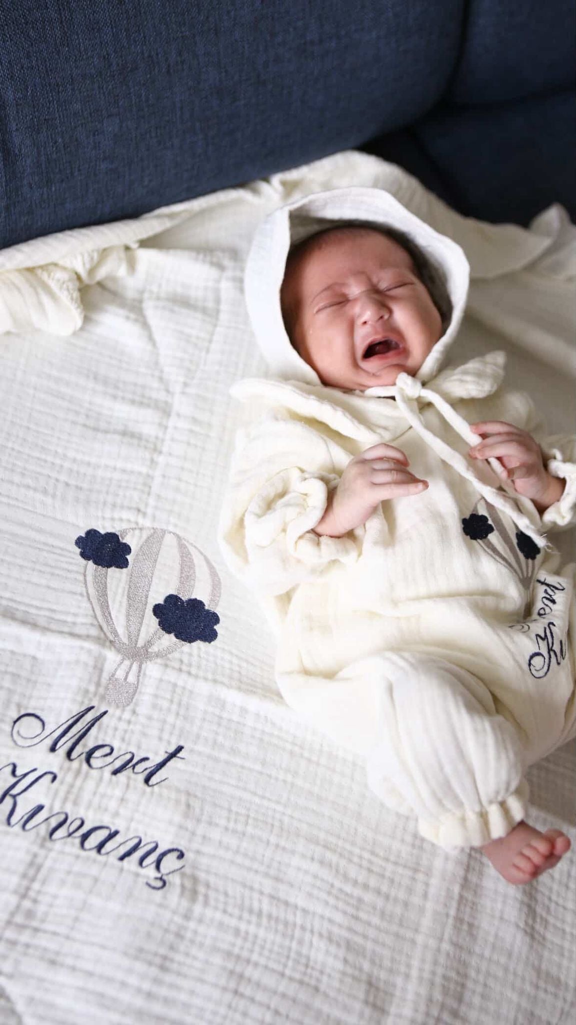 Uçan Balon Desenli Yenidoğan Nakışlı Hastane Çıkışı