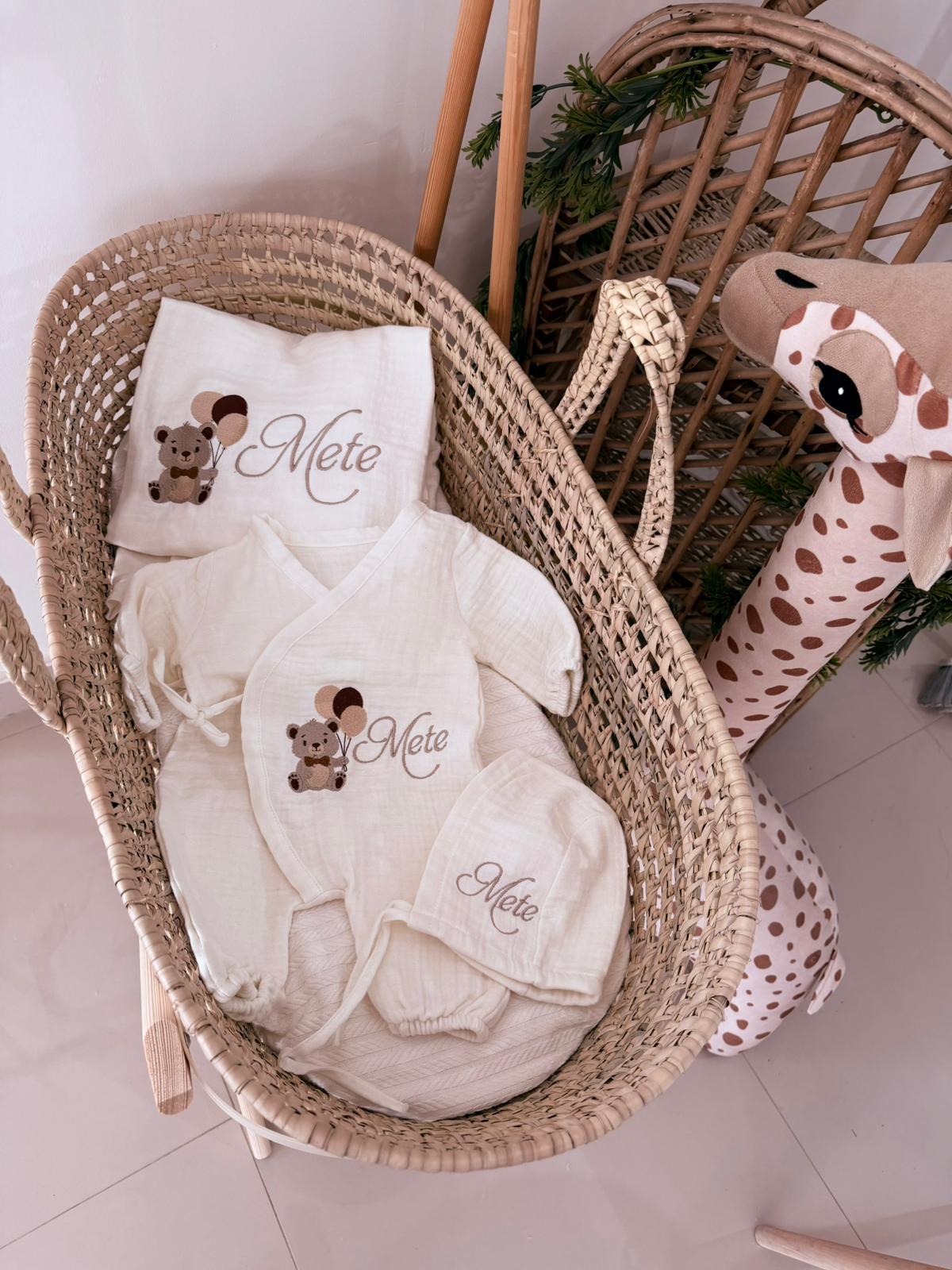 🧸 Müslin Kumaş İsme Özel Hastane Çıkışı Seti