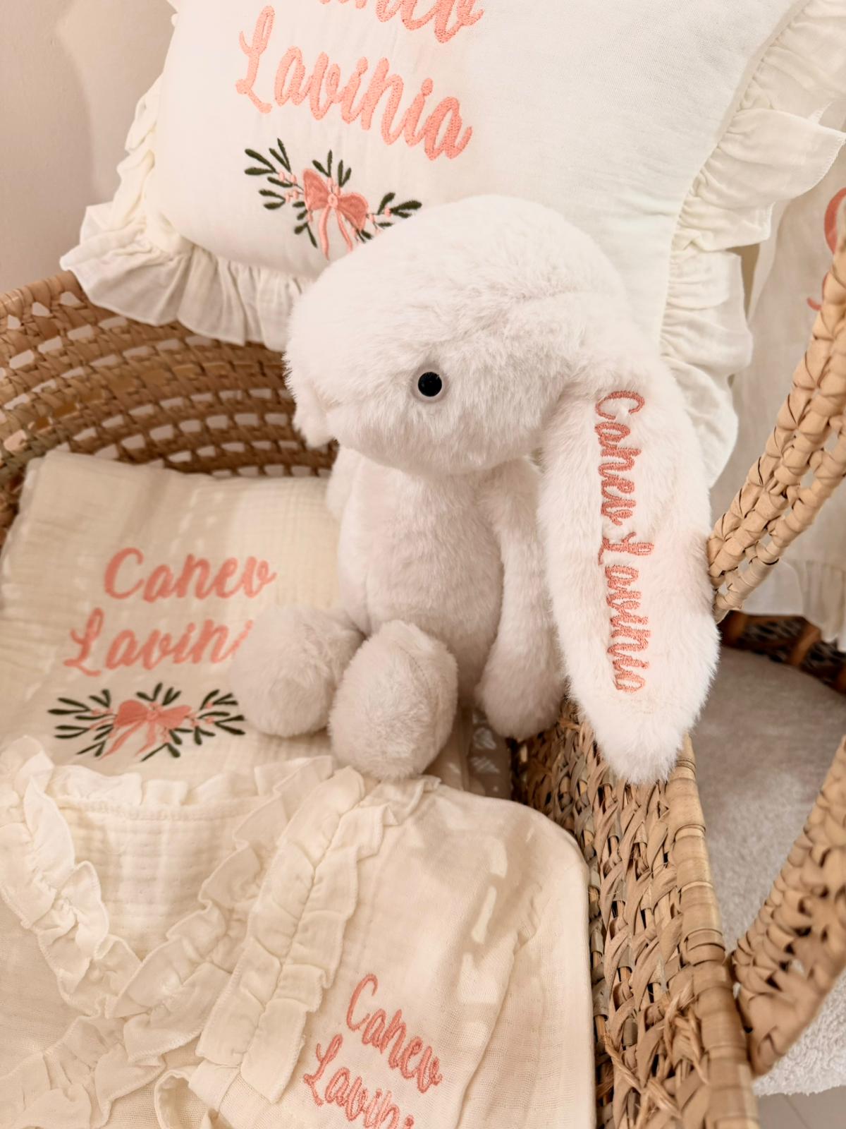 Müslin Set (Tulum + Bonet + Battaniye + Puset Örtüsü + Yastık + Peluş Tavşan)